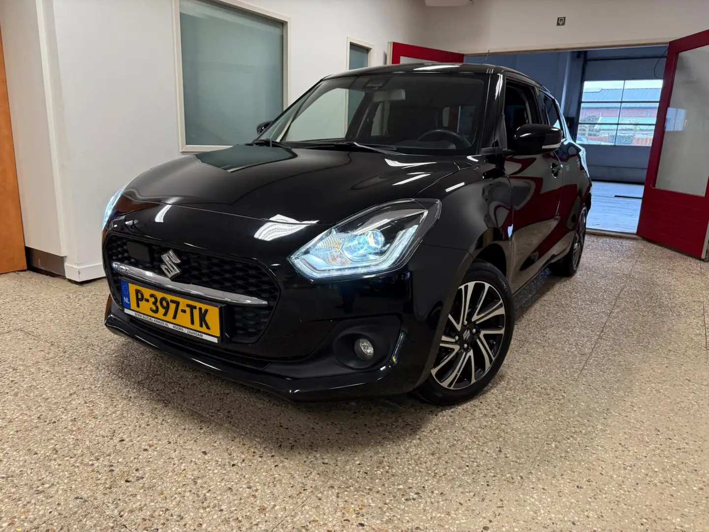 Suzuki Swift 1.2 Style Smart Hybrid | Navi| Carplay| 10 jaar ga Zwart - 2