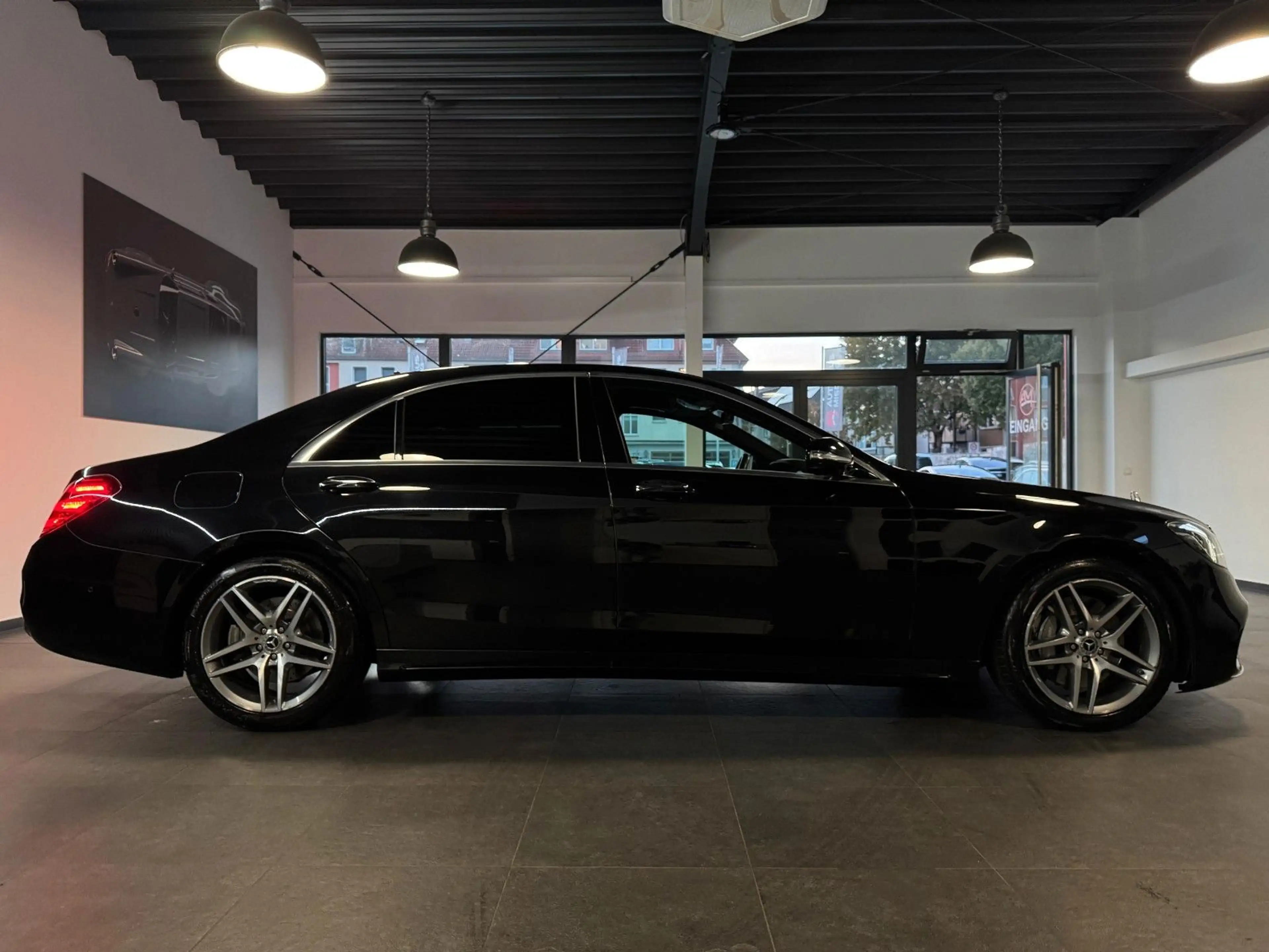 Mercedes-Benz S 350 d 4Matic L AMG-Paket/Chauffeur-Paket+Fond — photo 4