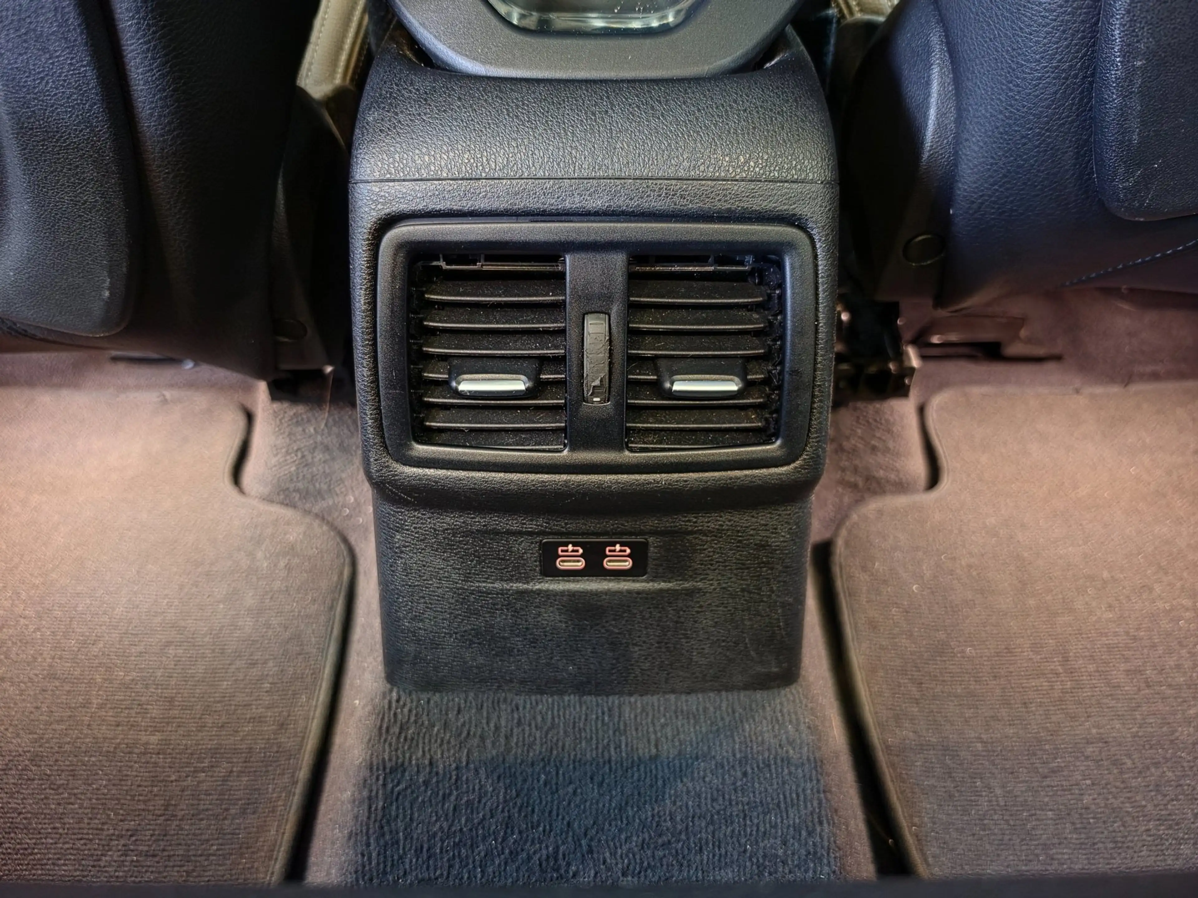 BMW X1 XDrive25e eDrive Edition///M pakket/Panorama/Trekh — photo 12