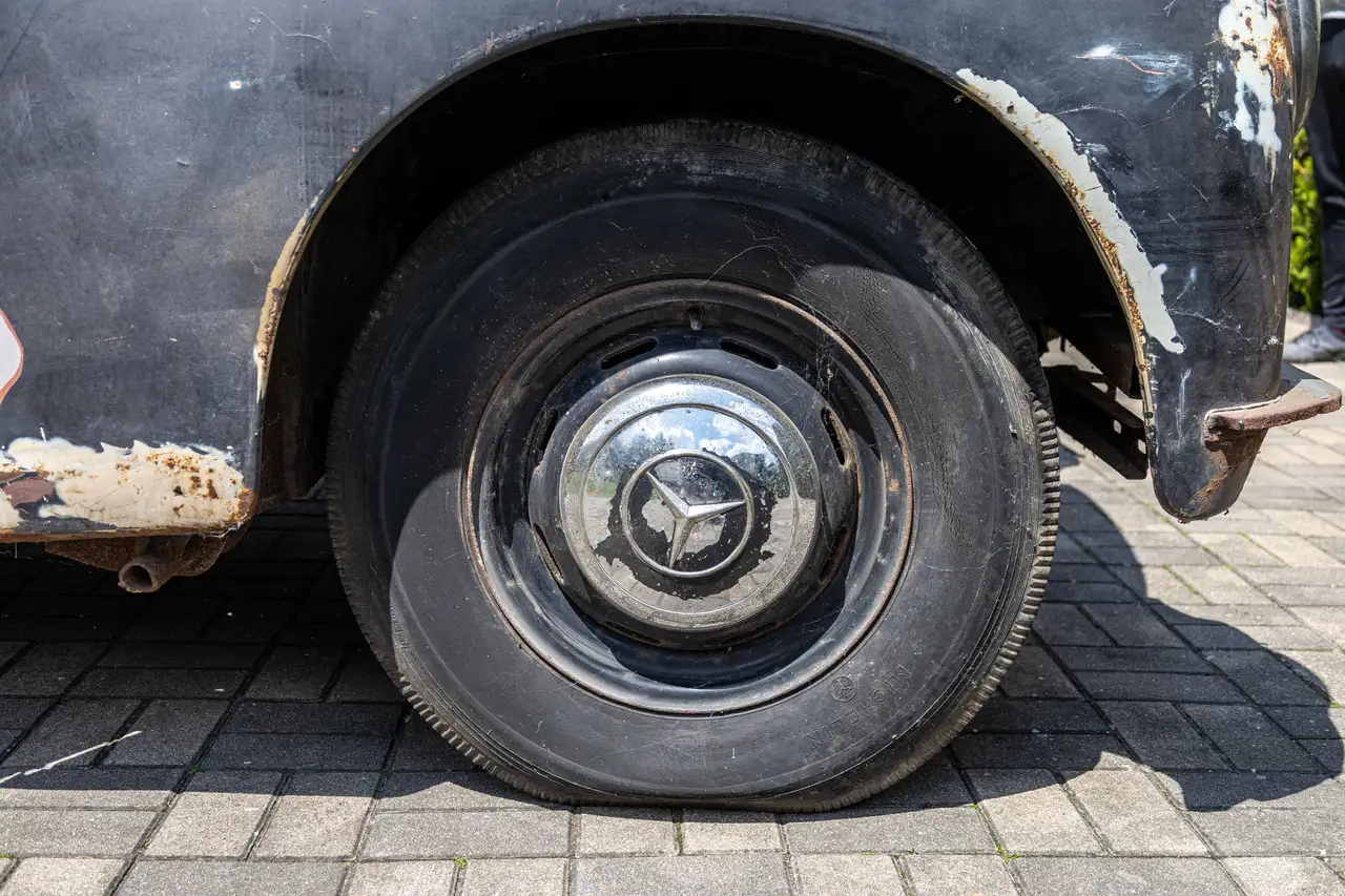Mercedes-Benz 300 Adenauer, foto 8