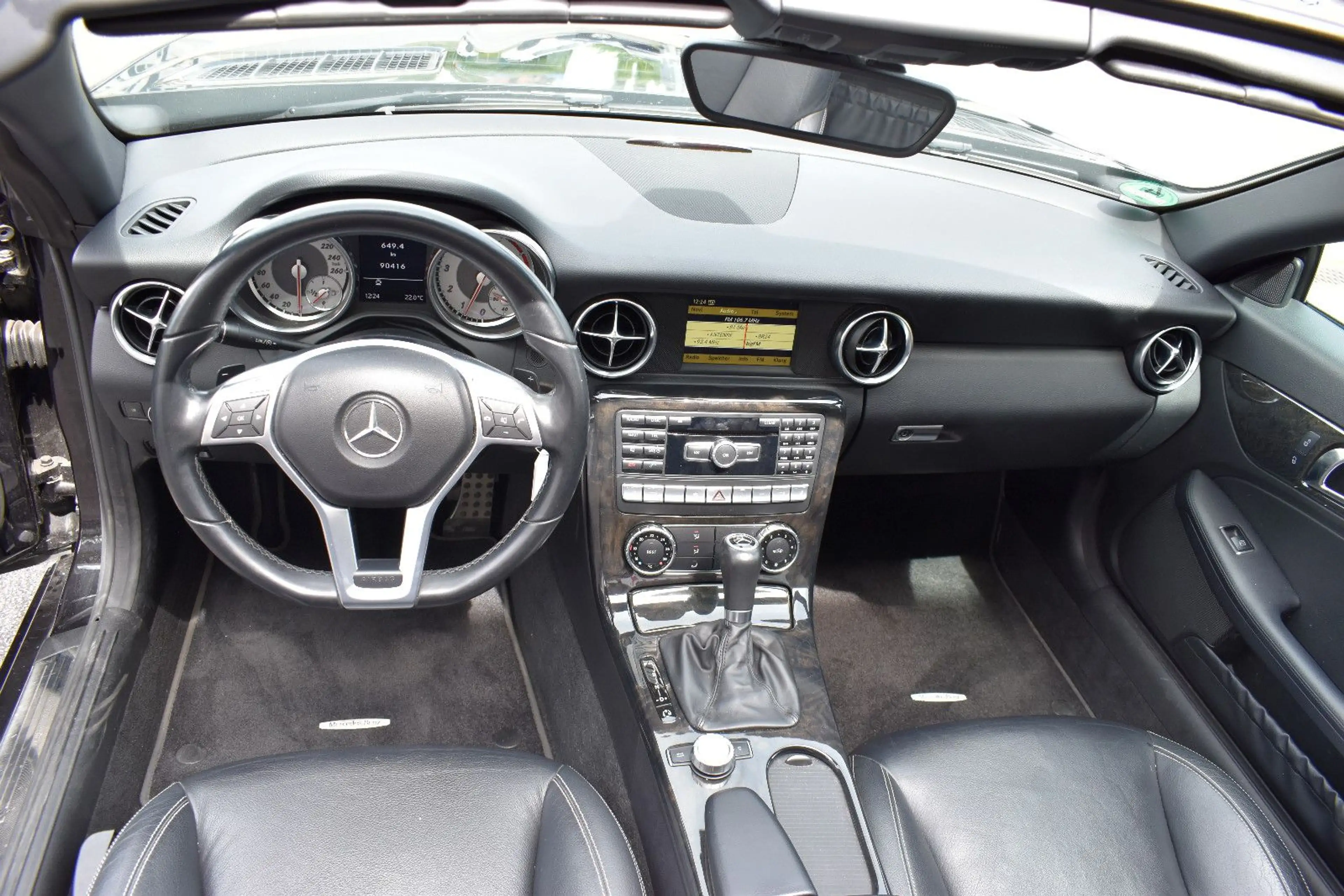 Mercedes-Benz SLK 200 Roadster *Airscarf*PDC*Leder*Navi* — photo 9
