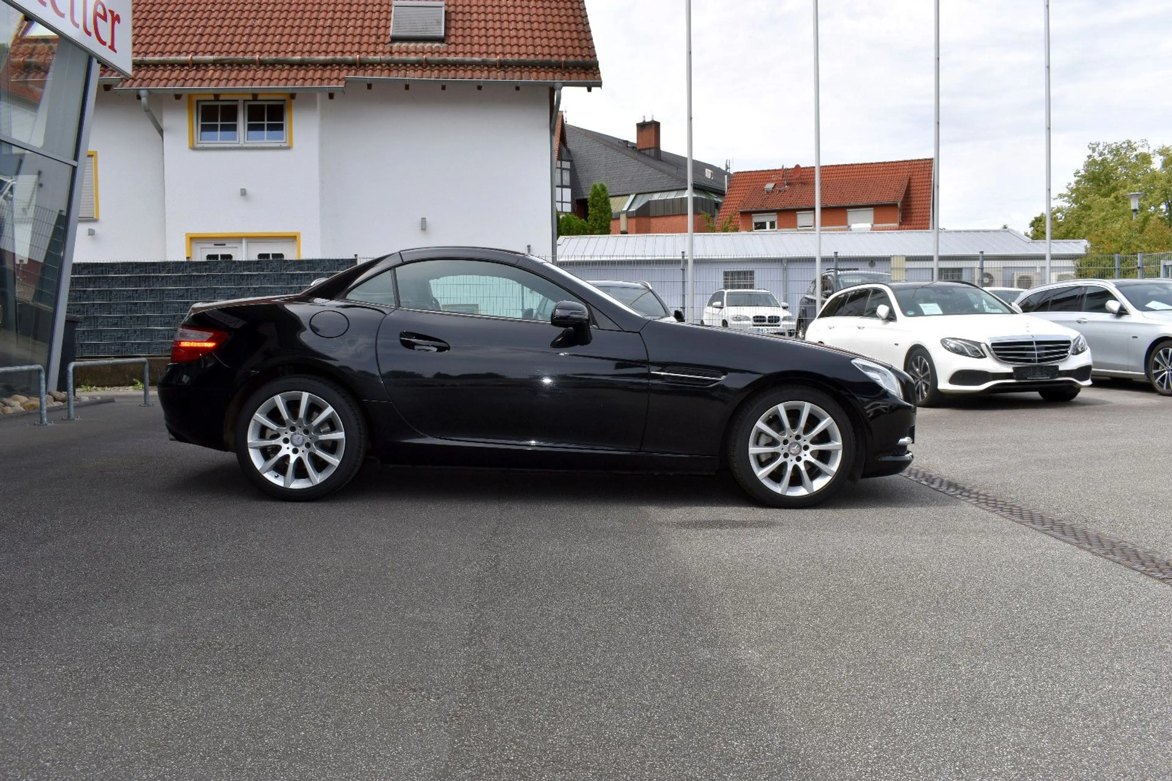 Mercedes-Benz SLK 200 Roadster *Airscarf*PDC*Leder*Navi* — photo 4