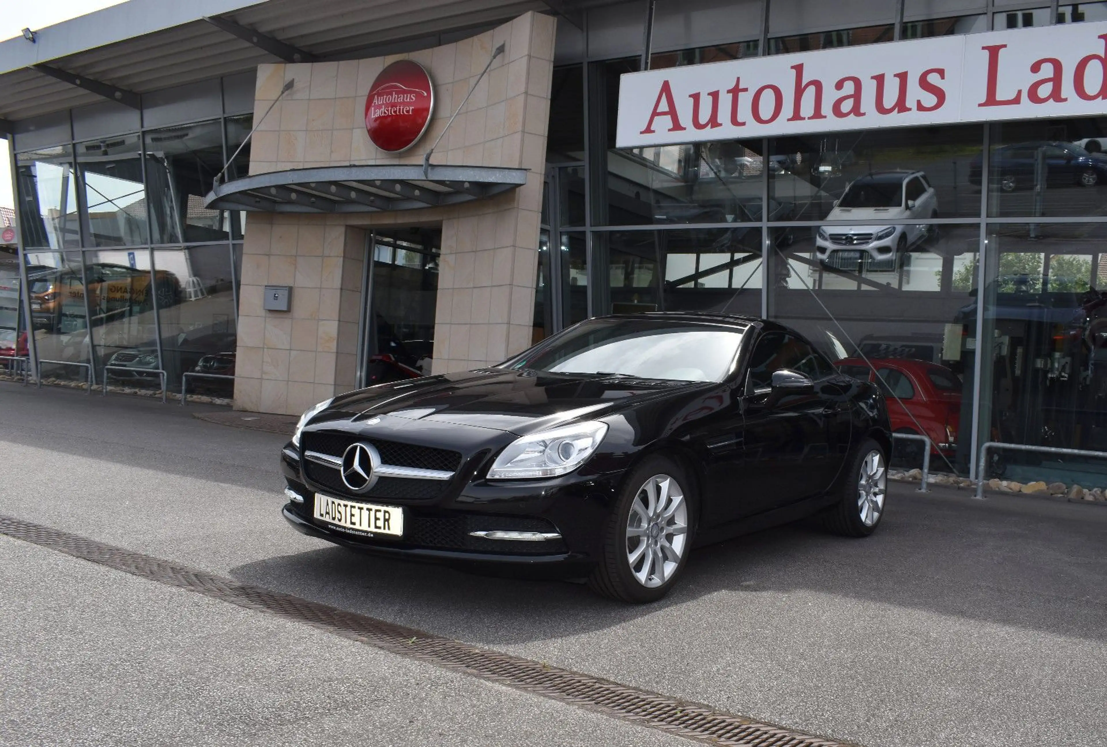 Mercedes-Benz SLK 200 Roadster *Airscarf*PDC*Leder*Navi* — photo 3