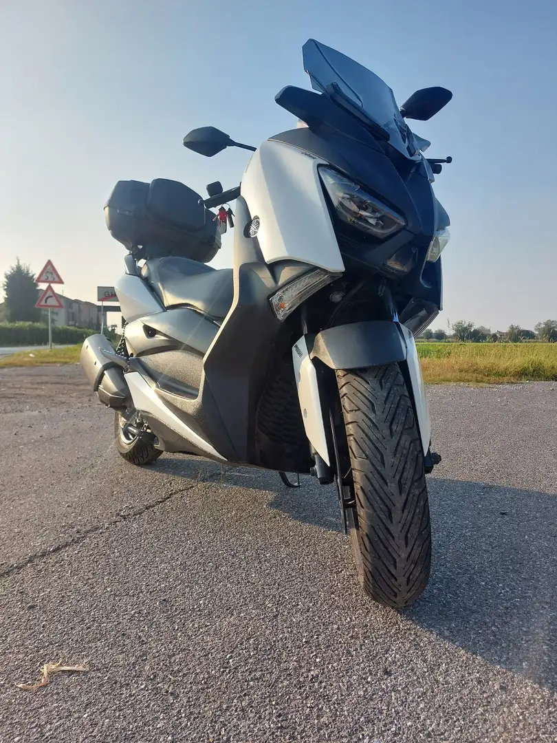 Yamaha X-Max 300 Bianco - 1