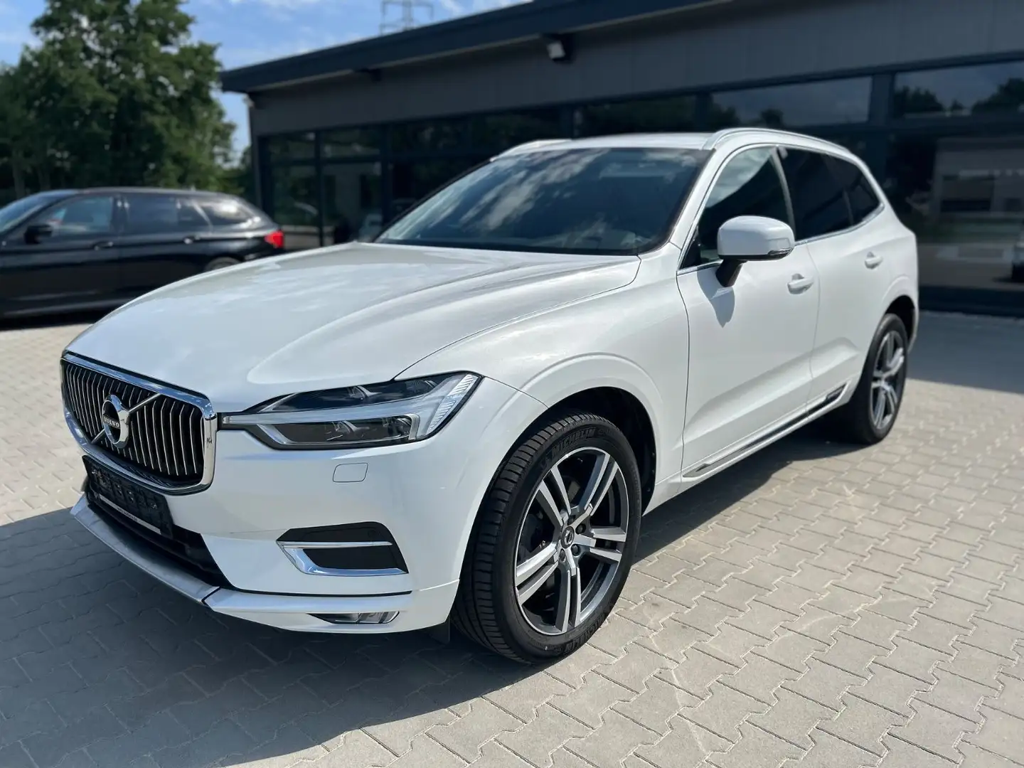 Volvo XC60 AWD -ACC-Belü.Sitz-Massage-LED-20Zo Blanc - 1