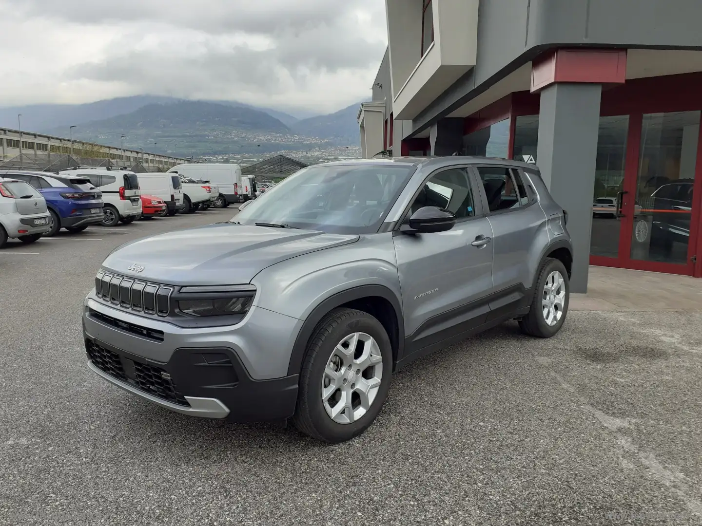 Jeep Avenger 1.2 Turbo Altitude Grigio - 2