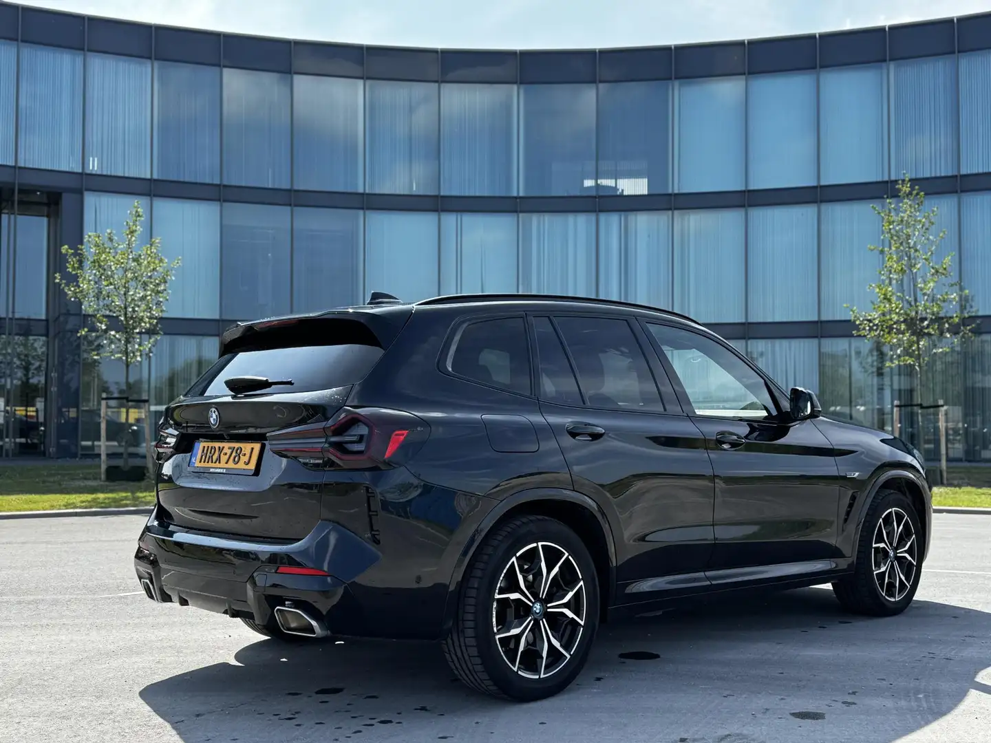 BMW X3 xDrive30e High Executive Zwart - 2