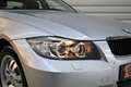 BMW 320 i Lim.+Navi+Xenon+PDC+1.Hand+34.600KM Argent - thumbnail 28