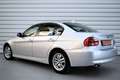 BMW 320 i Lim.+Navi+Xenon+PDC+1.Hand+34.600KM Argent - thumbnail 2