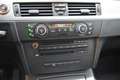 BMW 320 i Lim.+Navi+Xenon+PDC+1.Hand+34.600KM Argent - thumbnail 18