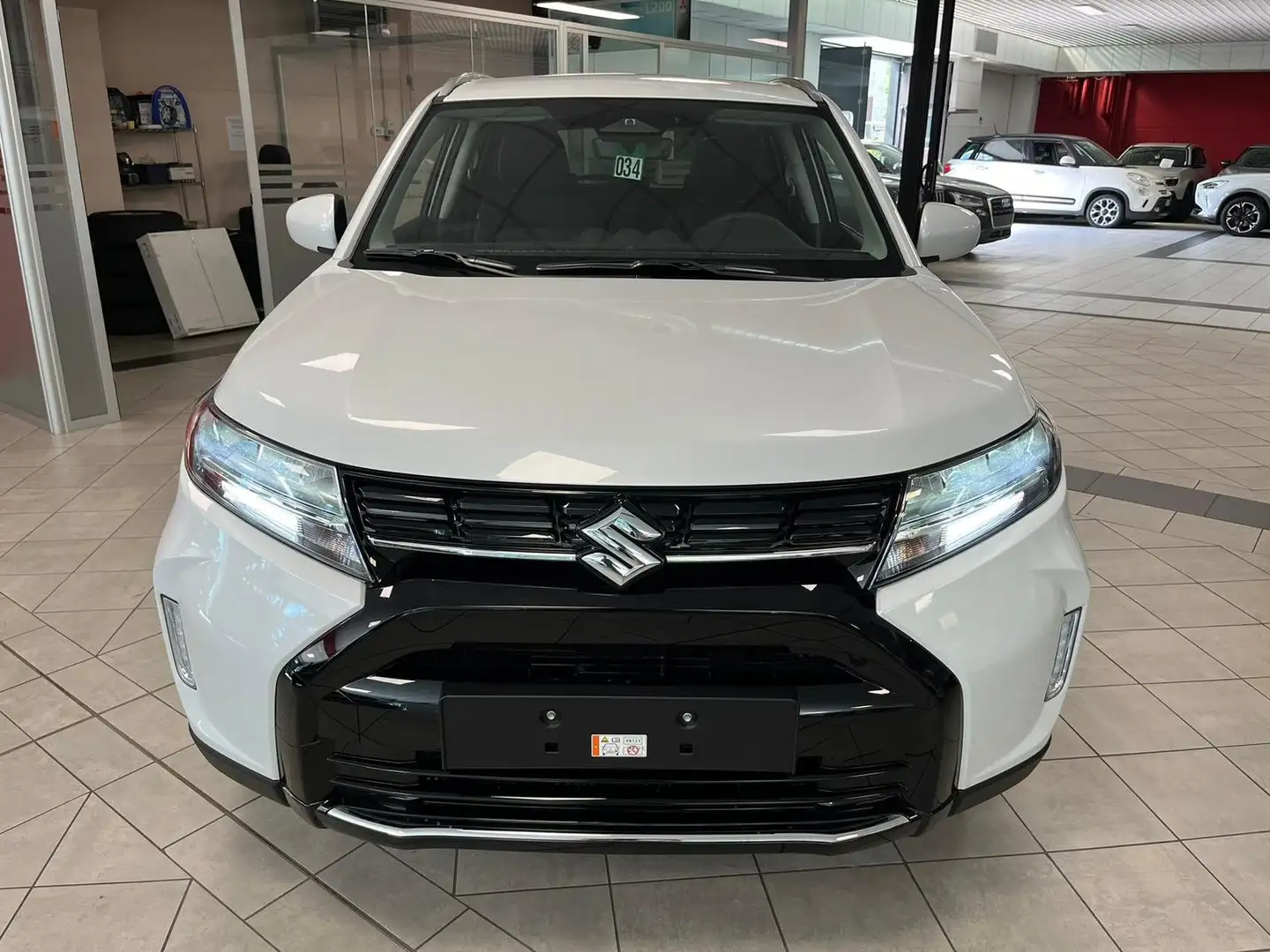 Suzuki Vitara 1.5 full hybrid 4wd auto sconto 7000€ Bianco - 2
