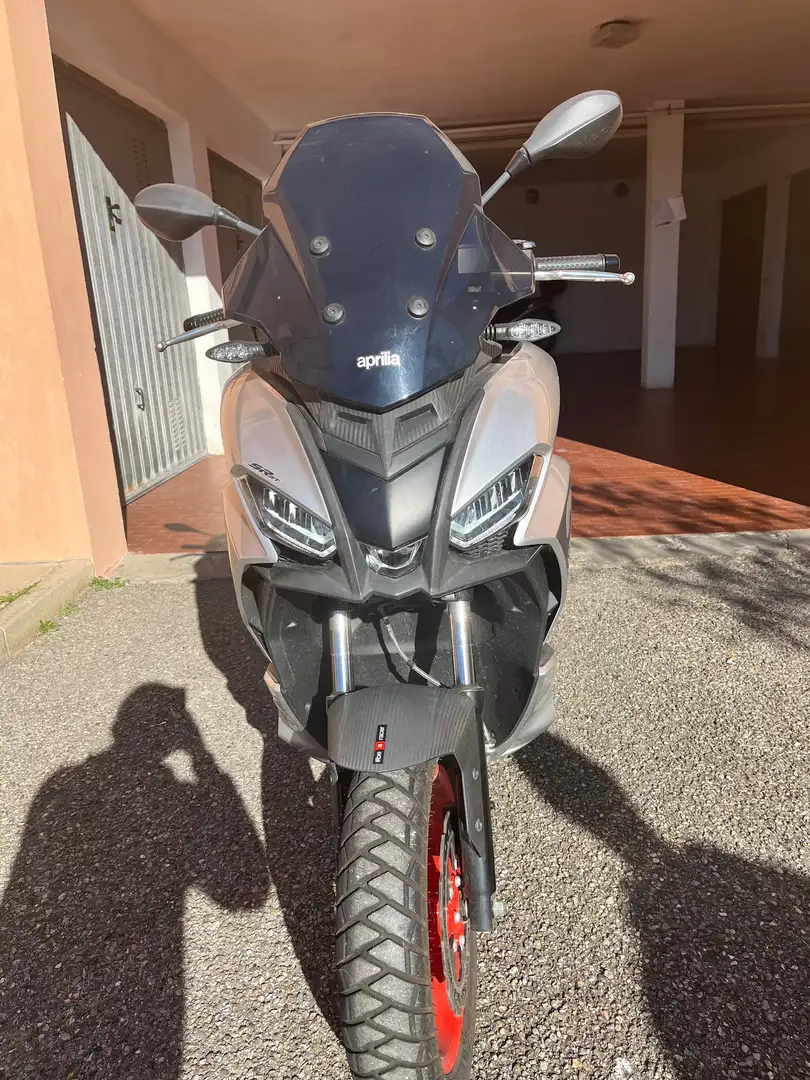 Aprilia SR GT 125 Grigio - 1