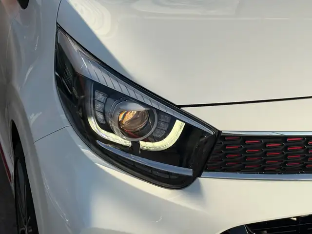 Kia Picanto view 11