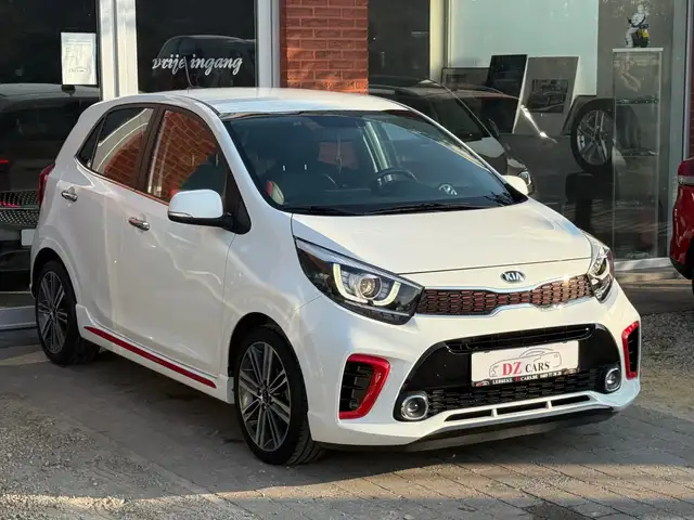 Kia Picanto view 9