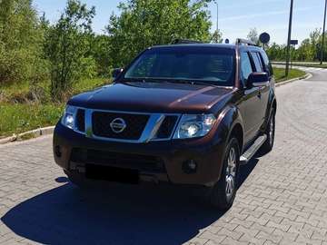 Pathfinder 2.5 dCi Aut. LE