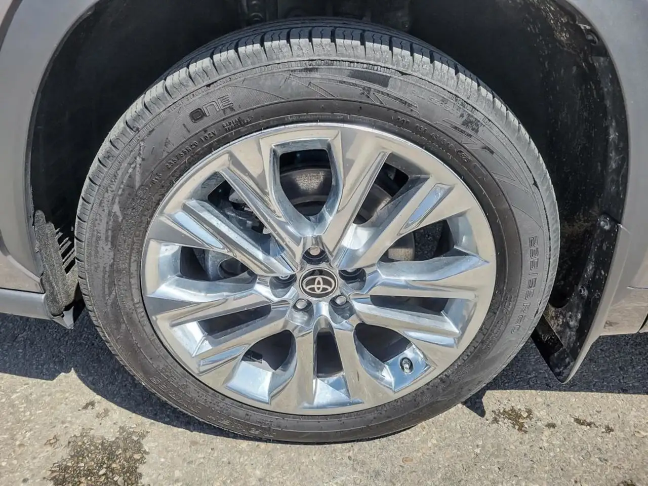 Toyota Highlander photo Toyota Highlander