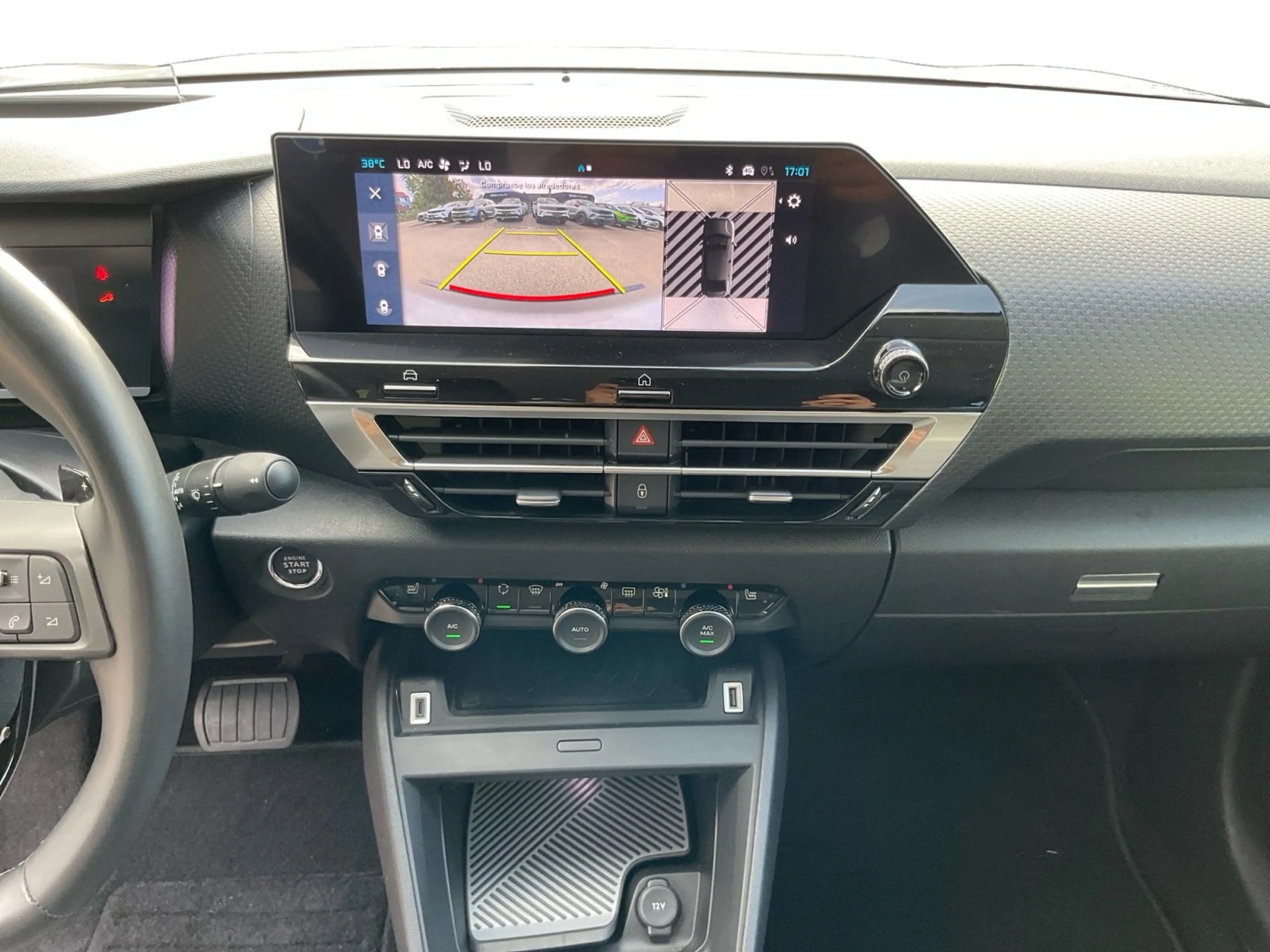 Citroen C4 X 1.2 PureTech 130EAT8 Max Navi*Head-up*Kamera — photo 13