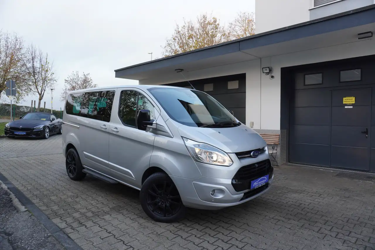 Ford Tourneo Custom