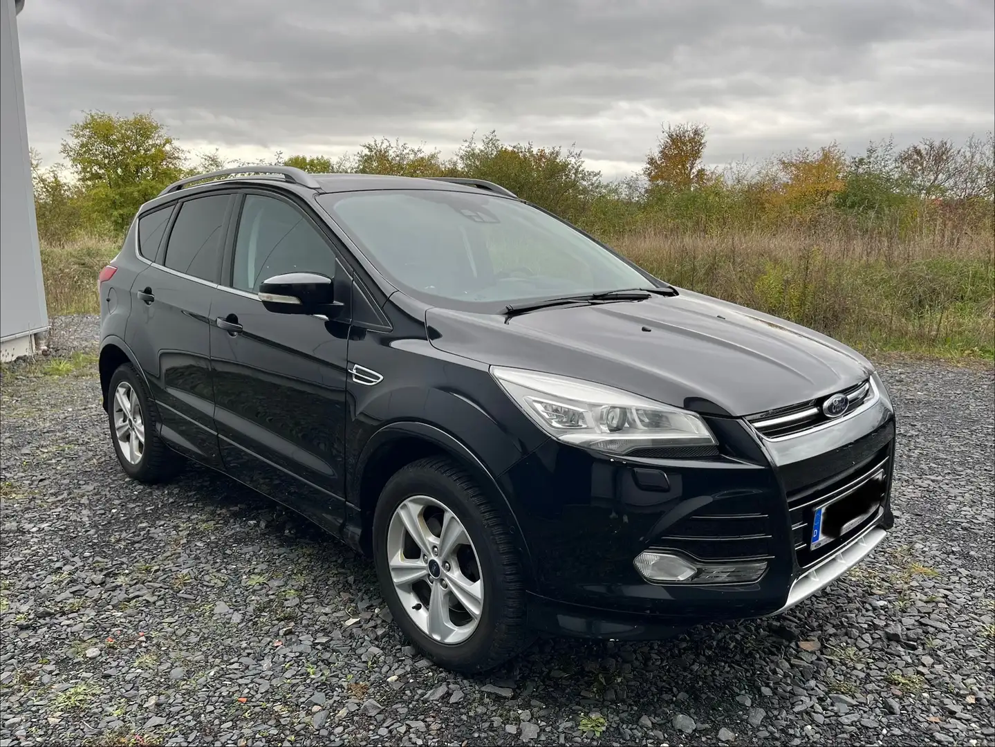 Ford Kuga Kuga 1.5 EcoBoost 4x4 Aut. Titanium Negro - 2
