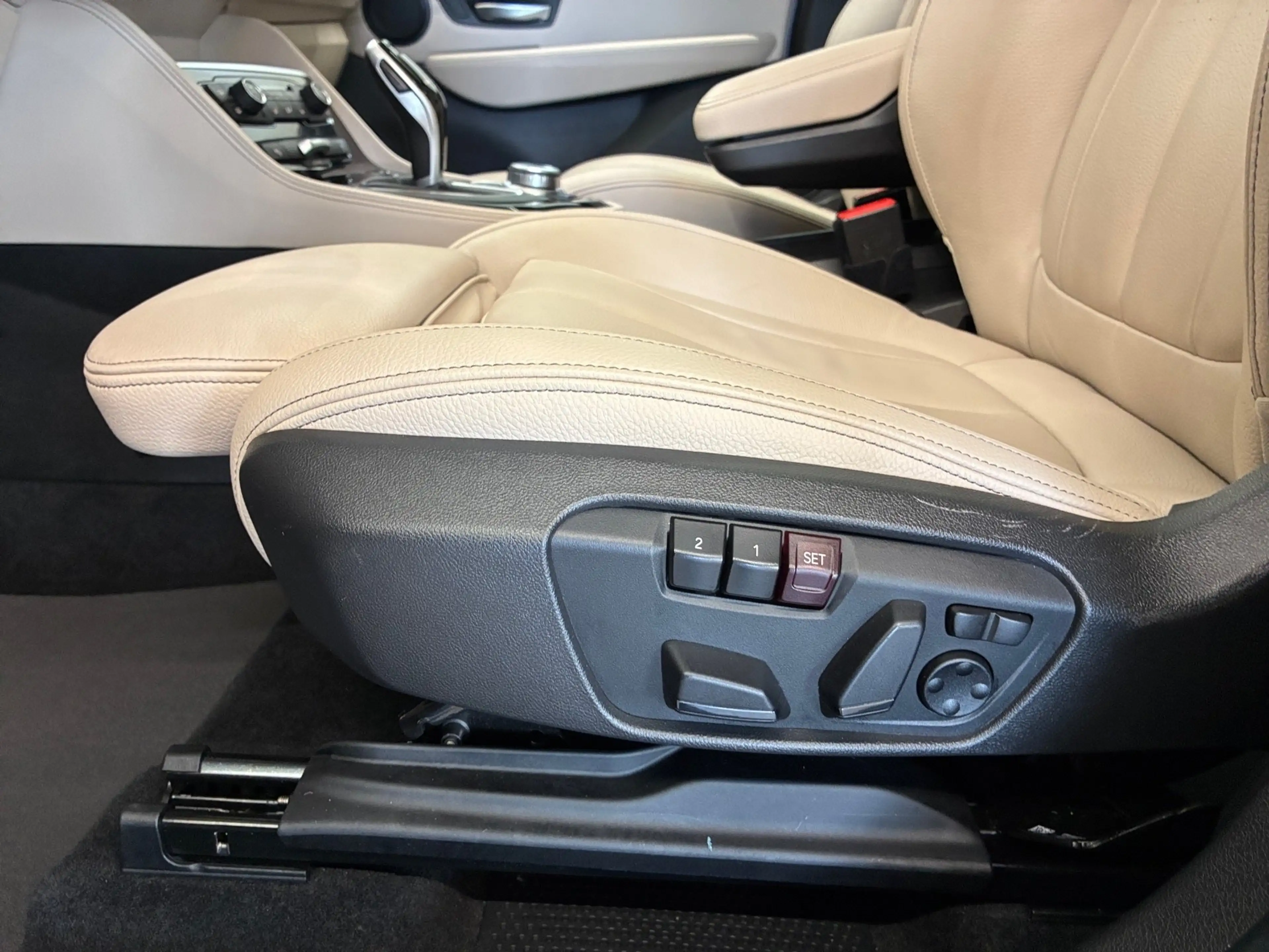 BMW 220 d xDrive — photo 6