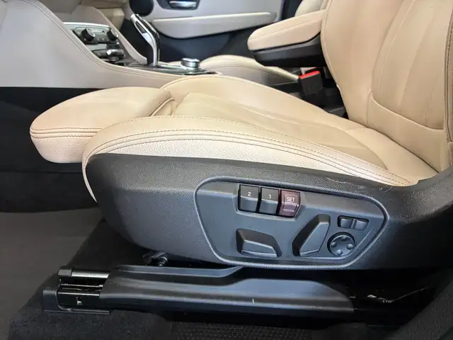 BMW 2 Series view 6