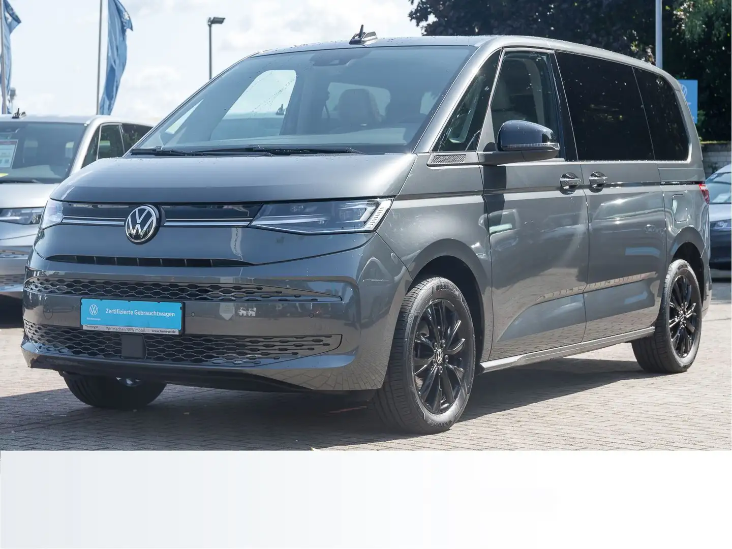 Volkswagen T7 Multivan T7 Multivan TDI LIFE ANSCHLUSSGARANTIE ST.HEIZ Grau - 2