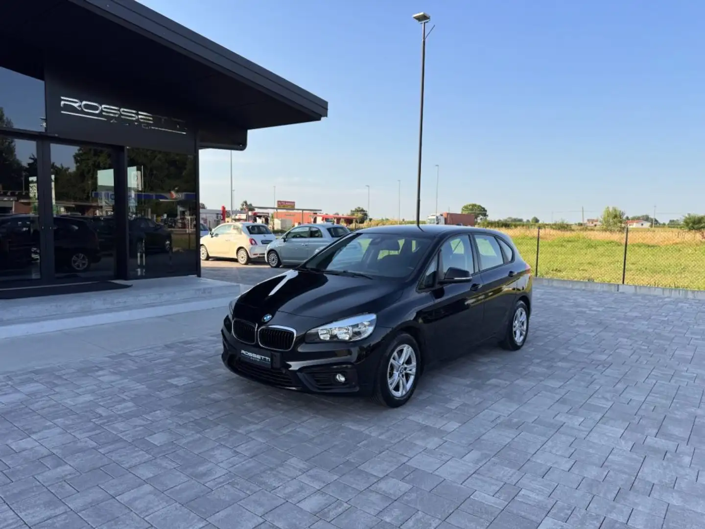 BMW 218 i Active Tourer Luxury ANCHE PER NEOPATENTATI Zwart - 1
