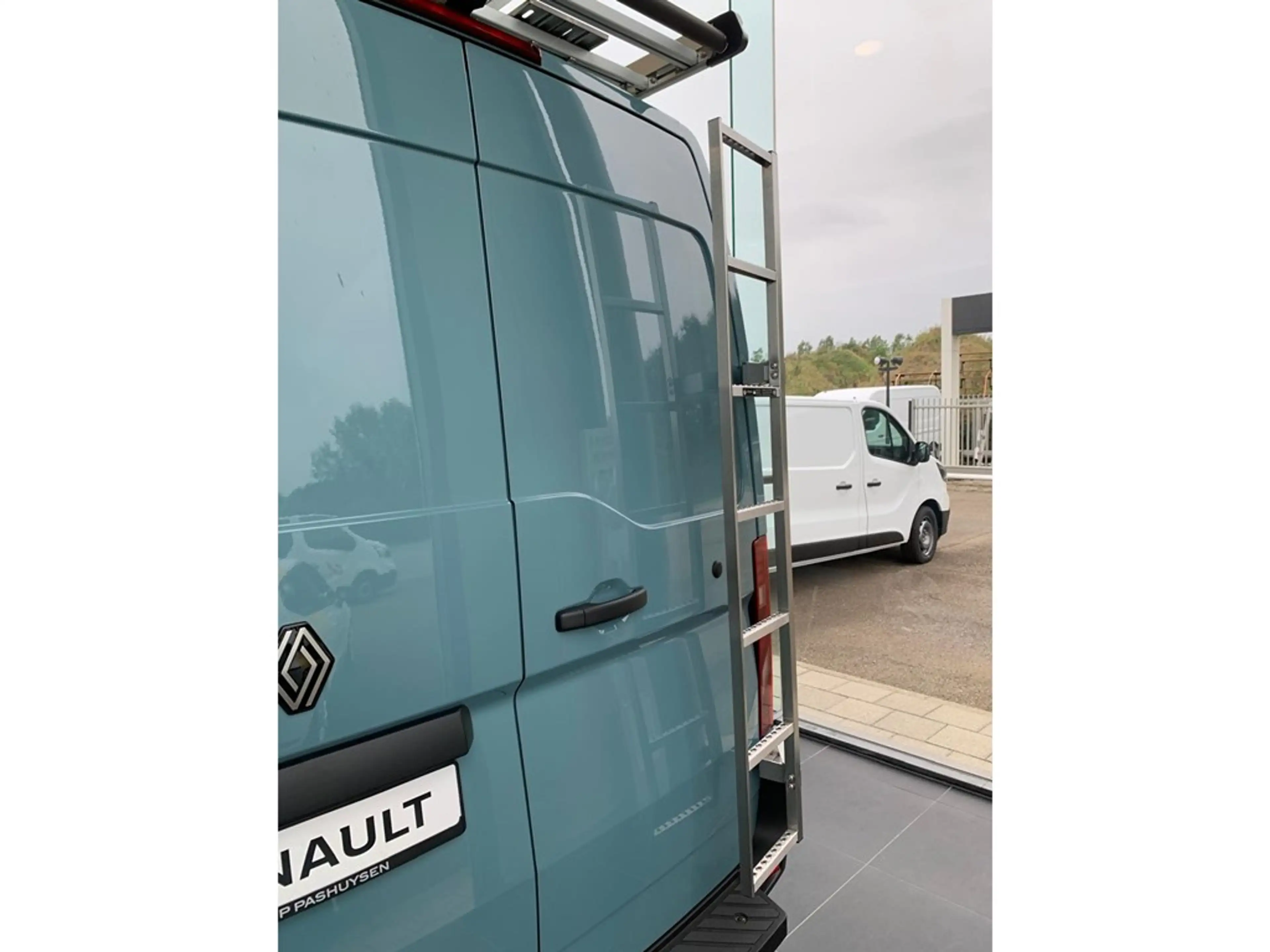 Renault Master Extra FWDL3H2 3.5T Blue dCi 150 — photo 4