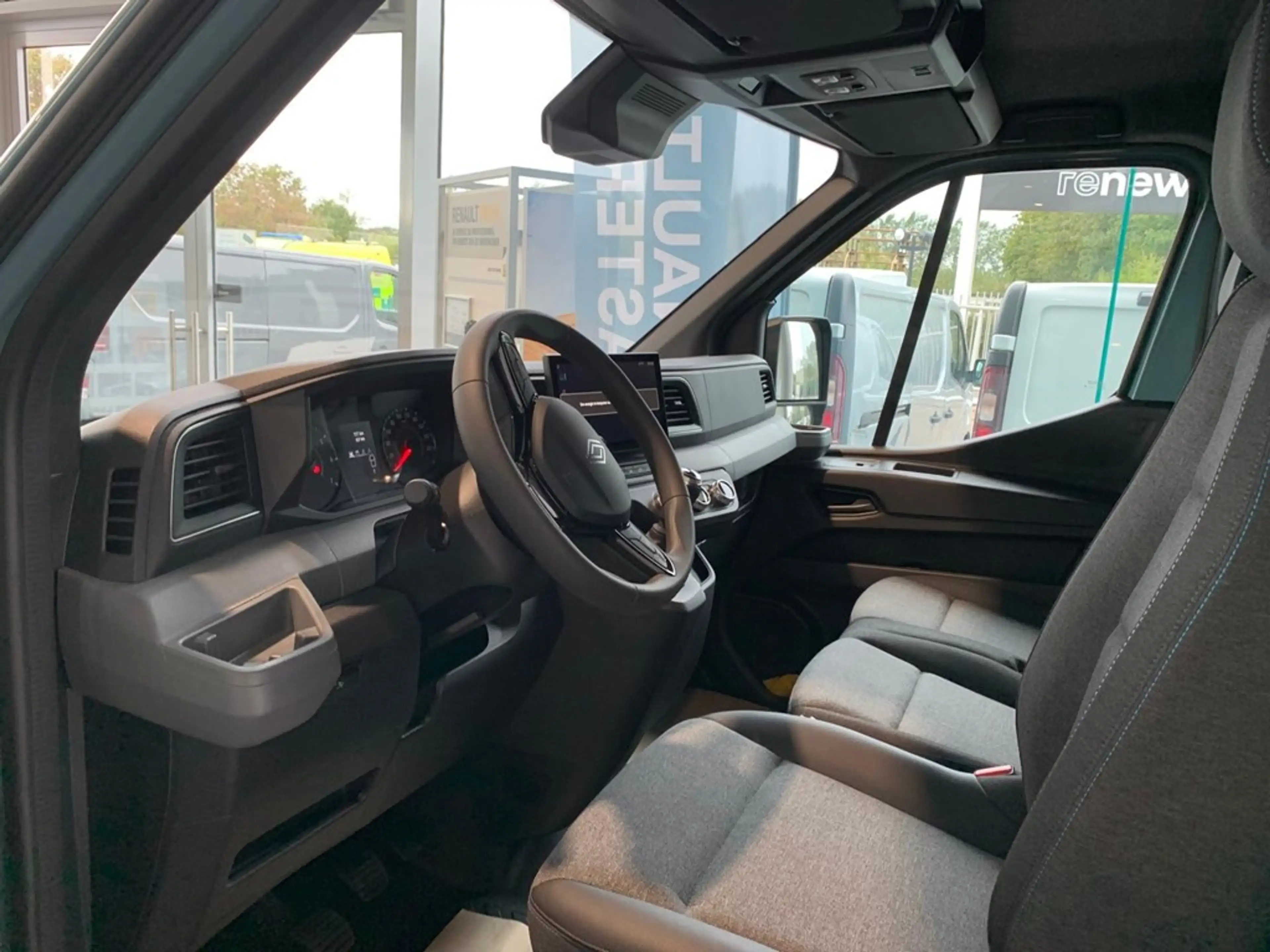 Renault Master Extra FWDL3H2 3.5T Blue dCi 150 — photo 9