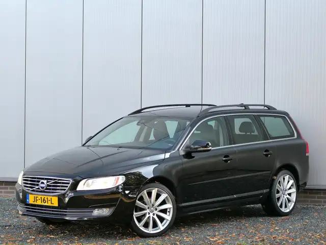 Volvo V70 2.0 T4 Polar Cruise Control / Bluetooth / Leer