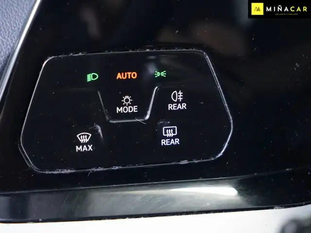 Volkswagen Golf view 19