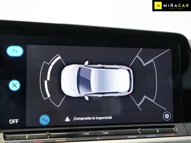 Volkswagen Golf view 11