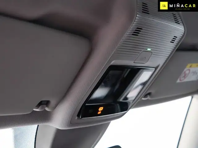 Volkswagen Golf view 20