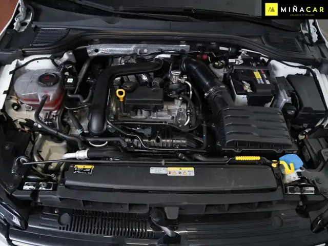 Volkswagen Golf view 27