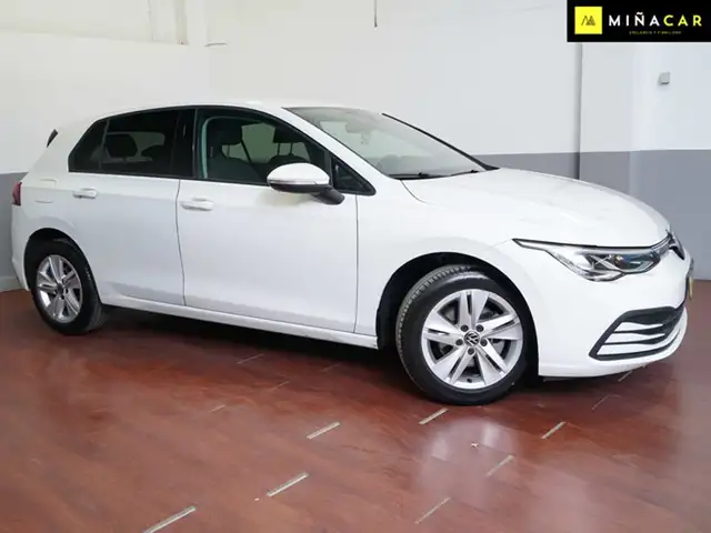 Volkswagen Golf view 2