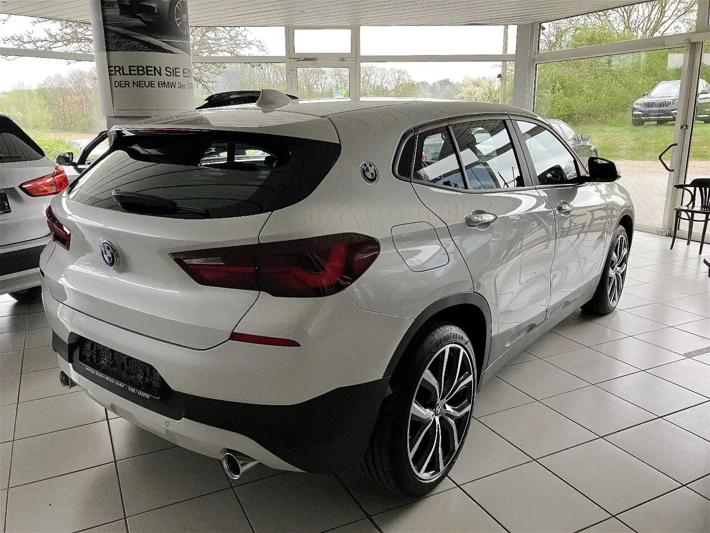 BMW X2 xDrive20dA Advantage/Sportsitz/Kamera/LED/Wire Weiß - 2