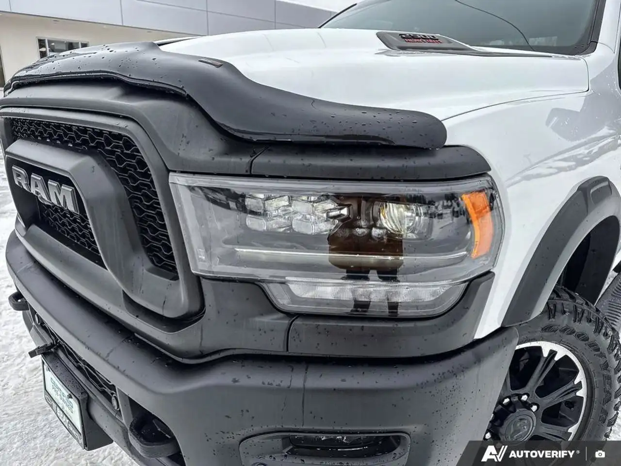 RAM 2500 снимка RAM 2500