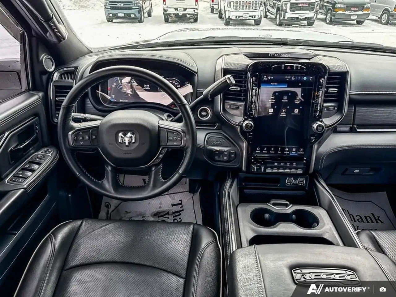 RAM 2500 снимка RAM 2500
