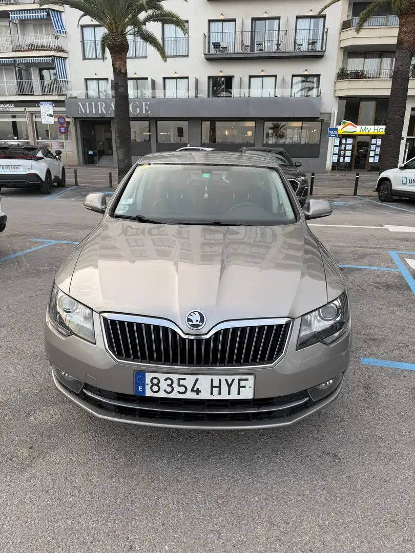 Skoda Superb 2.0TDI CR Active - 1