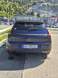 R5 E-Tech 150 PS 52kWh Comfort Range Iconic Five