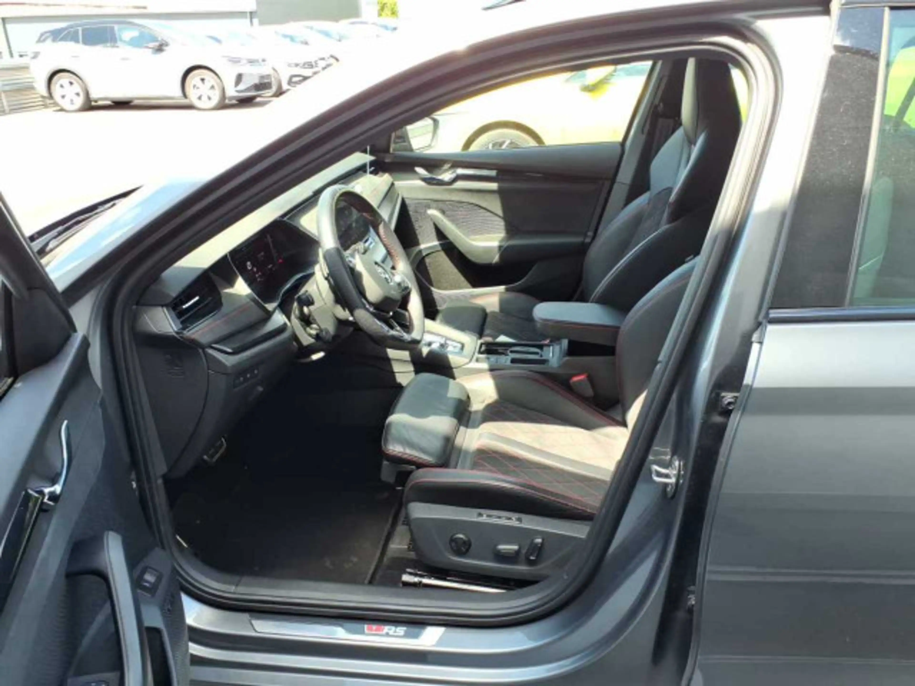 Skoda Octavia Combi 2.0 TSI DSG RS AHK+DCC+HuD+Pano+36 — photo 6