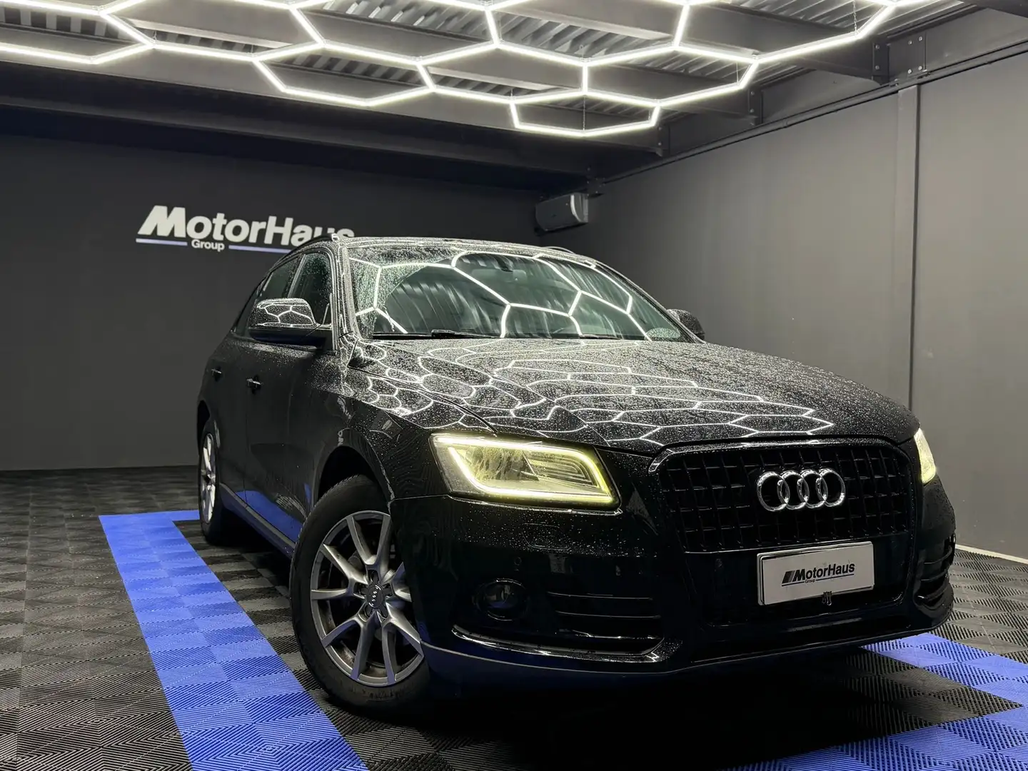 Audi Q5 Advanced Plus 150cv Schwarz - 1