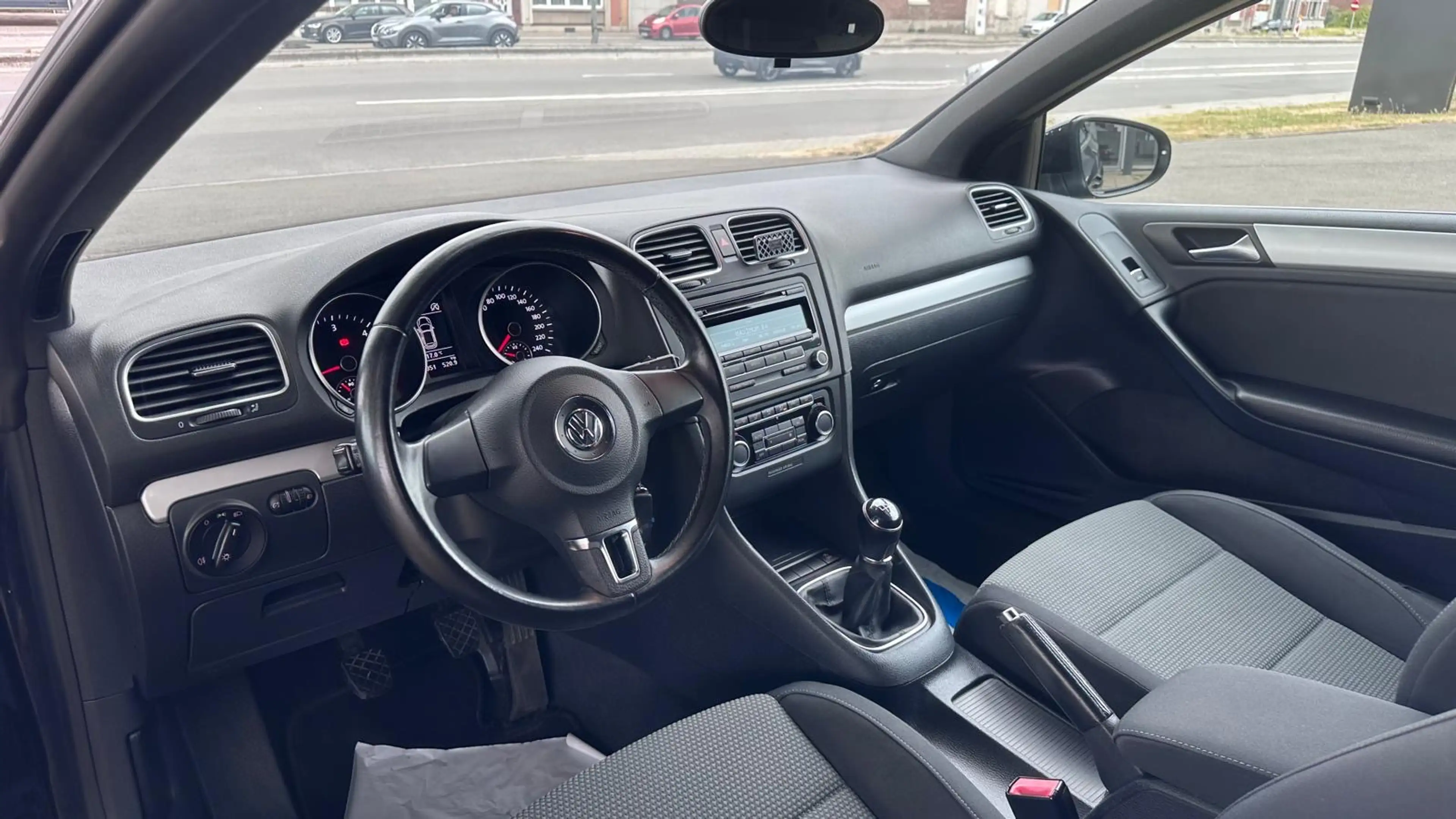 Volkswagen Golf Cabriolet *Cabriolet 1.6 TDI* CLIM* CRUISE* — photo 10