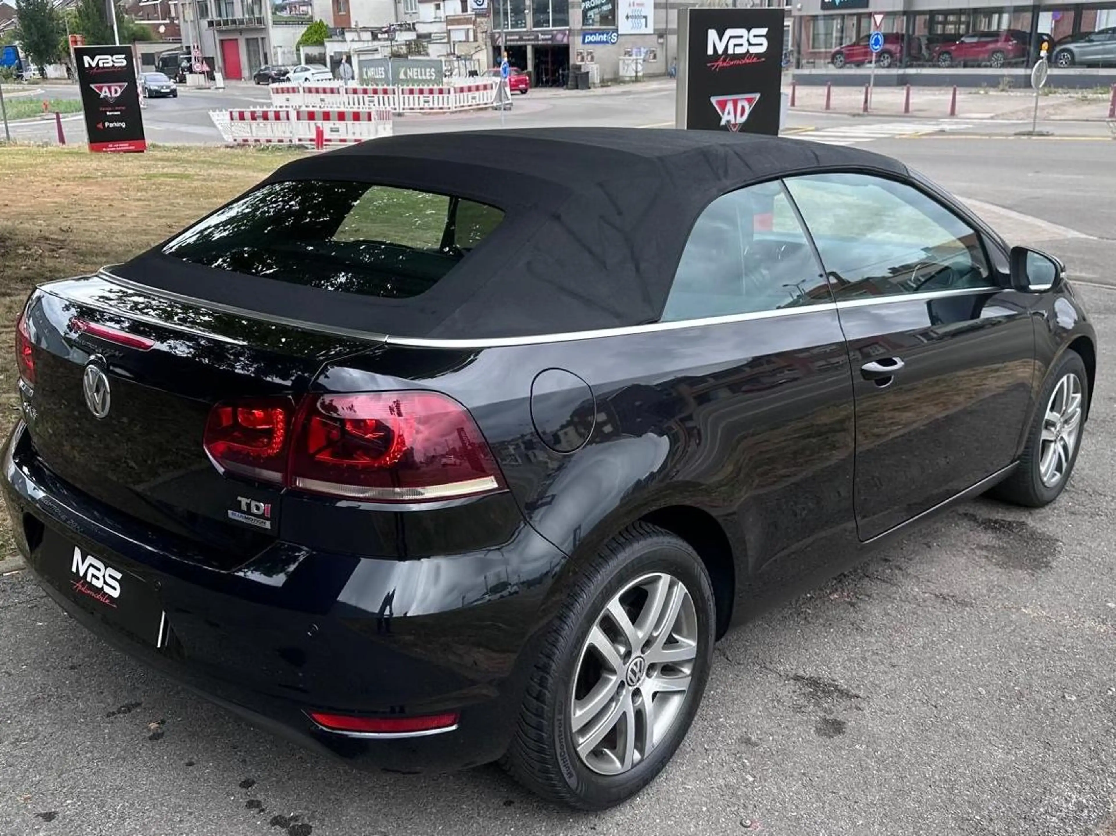 Volkswagen Golf Cabriolet *Cabriolet 1.6 TDI* CLIM* CRUISE* — photo 5