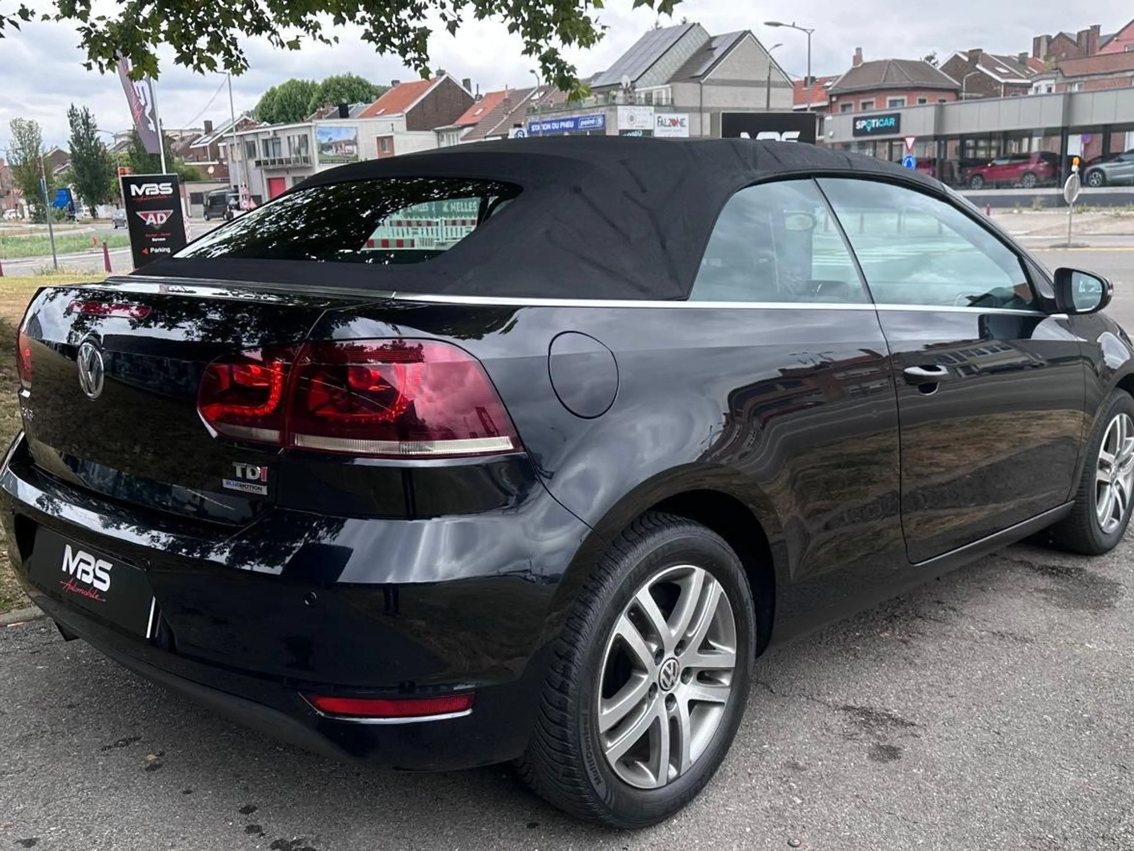 Volkswagen Golf Cabriolet *Cabriolet 1.6 TDI* CLIM* CRUISE* — photo 6