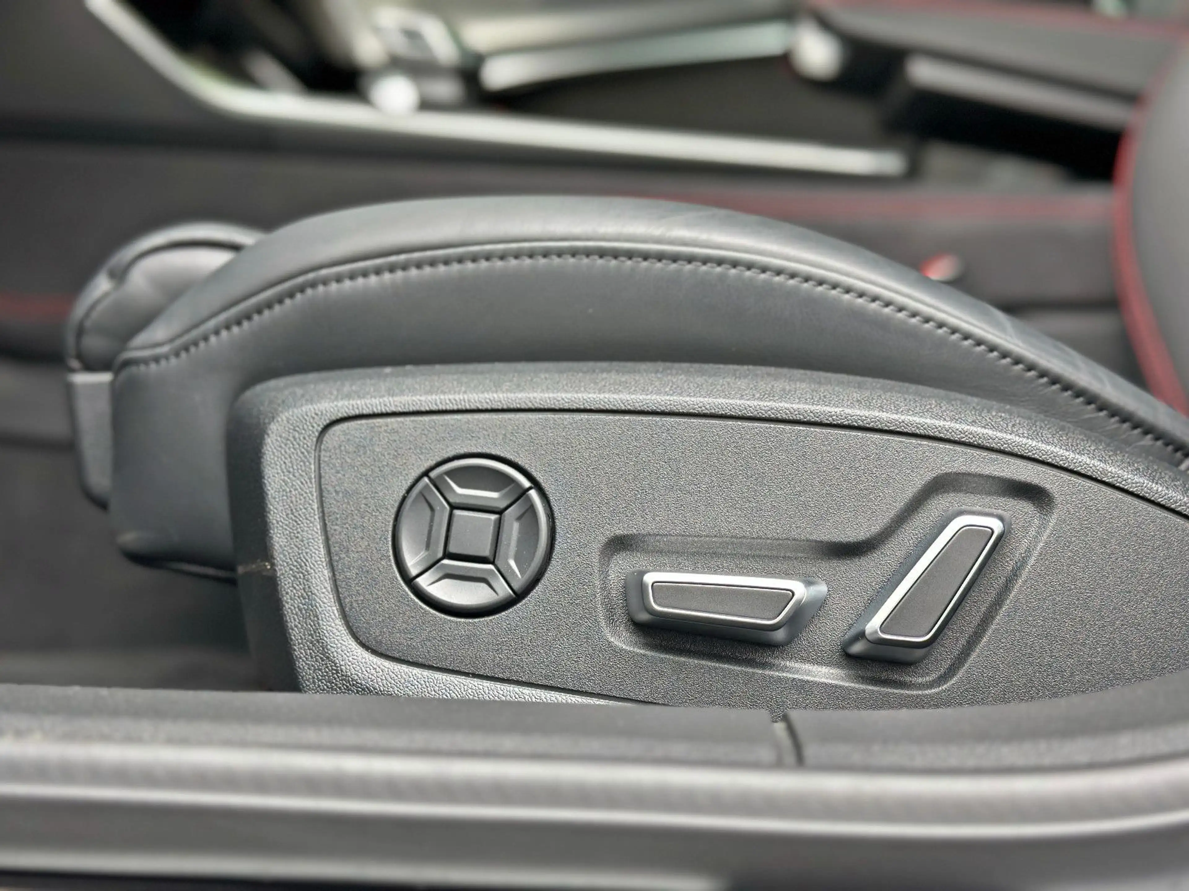 Audi RS6 Avant performance BLACK PANO B&O ADV.AHK — photo 9