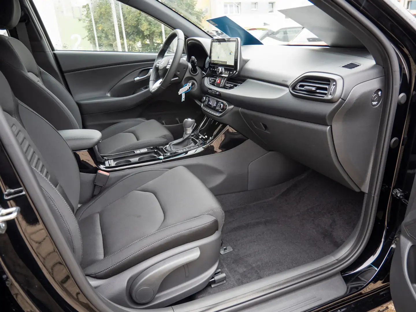 Hyundai i30 Kombi 1.0 T-GDi Advantage KAMERA NAVI LED Schwarz - 2