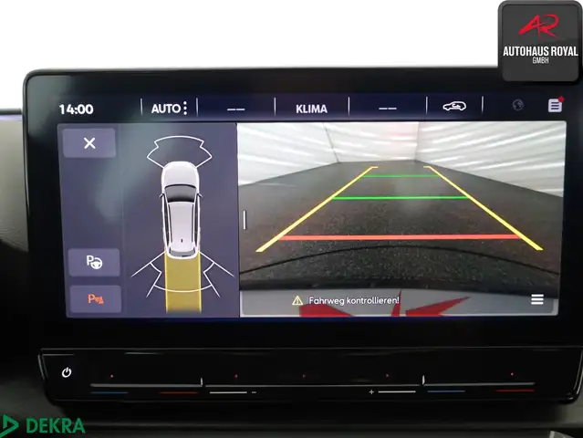 Cupra Leon view 15