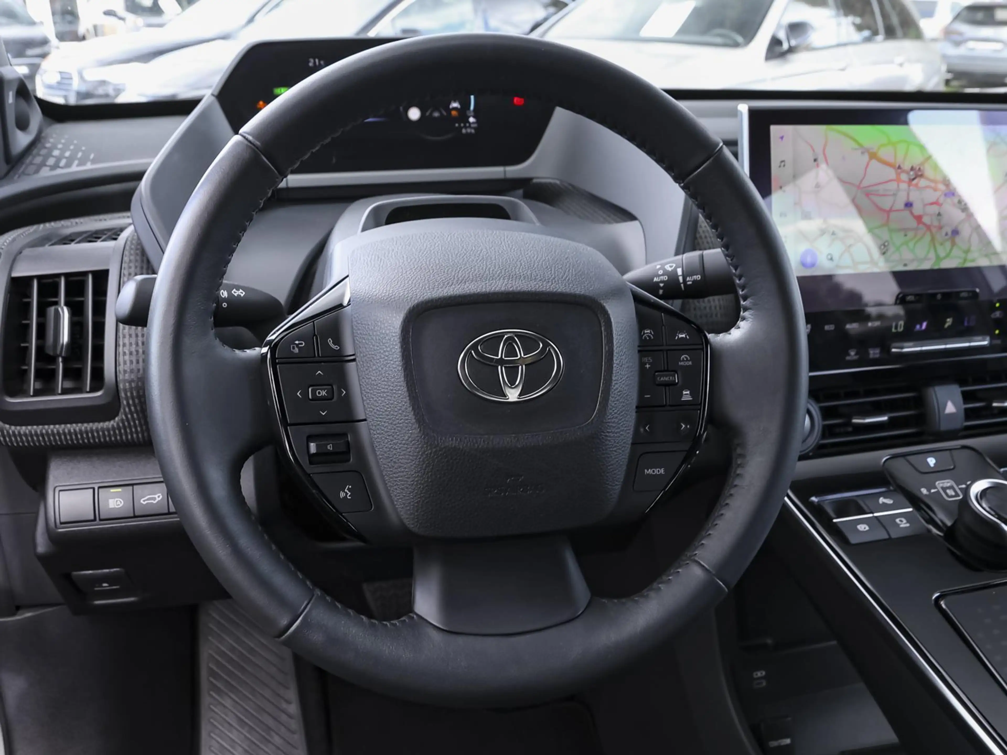 Toyota bZ4X Comfort & Technik Paket — photo 11