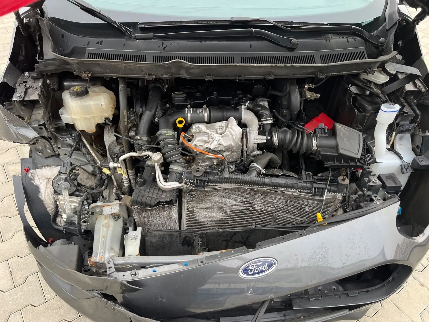 Ford Tourneo Courier Trend Grau - 2